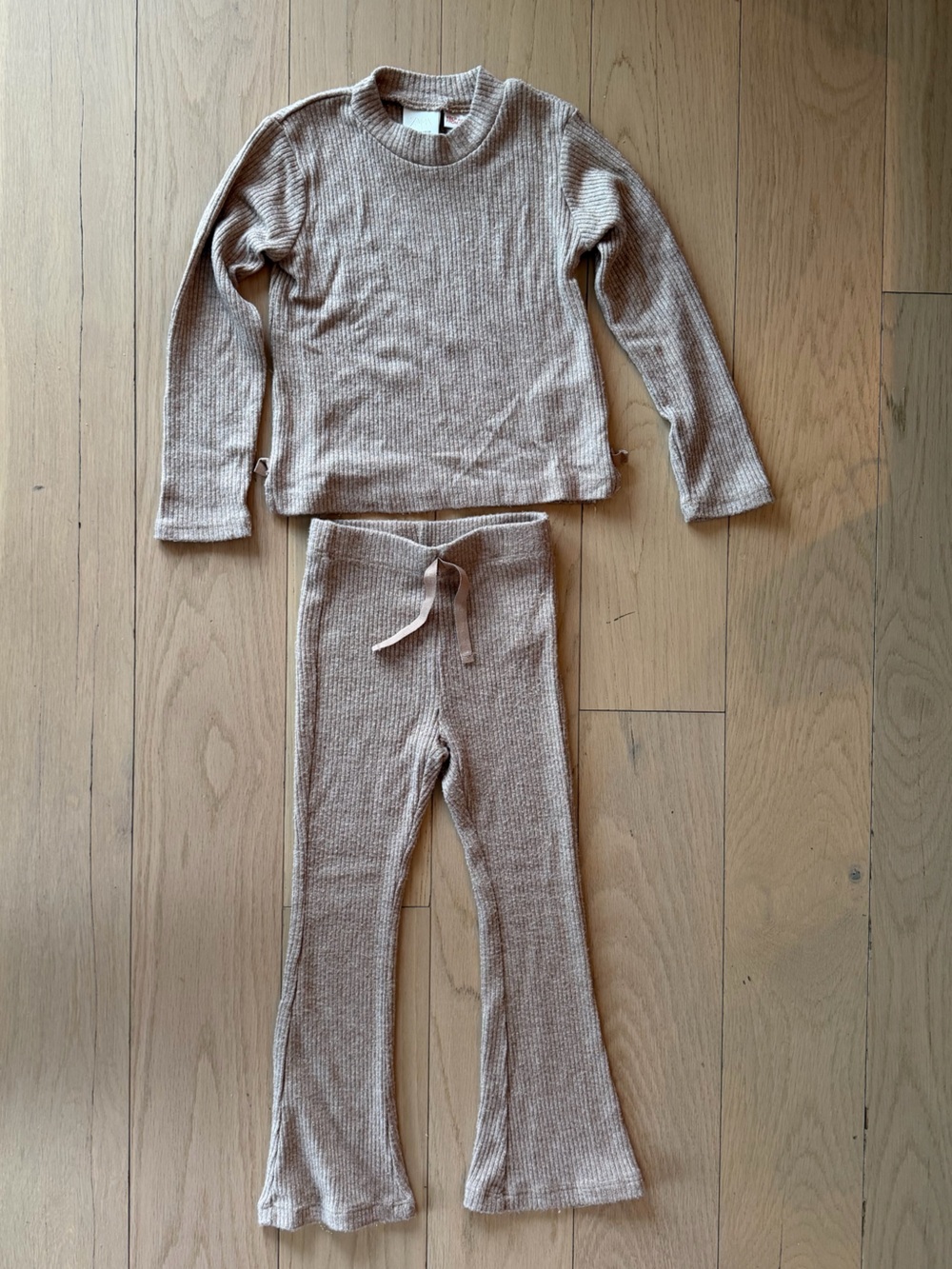Zara Girls Ribbed Matching Set in Light Taupe with Sparkle
